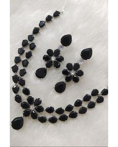 Black Color Zirconia Studded Necklace Set