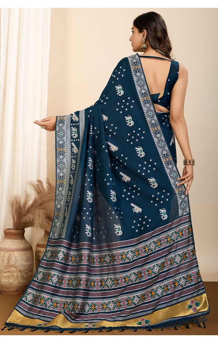 Elegant Blue Soft Silk Saree with Traditional Weaving – Wedding & Festive Wear
