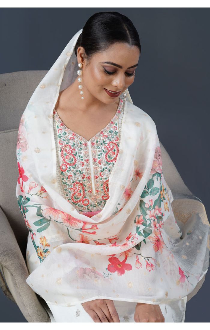 Buy Ivory Cotton Embroidered Kurta Set with Floral Dupatta online - Appelle Fashion | SALV5702