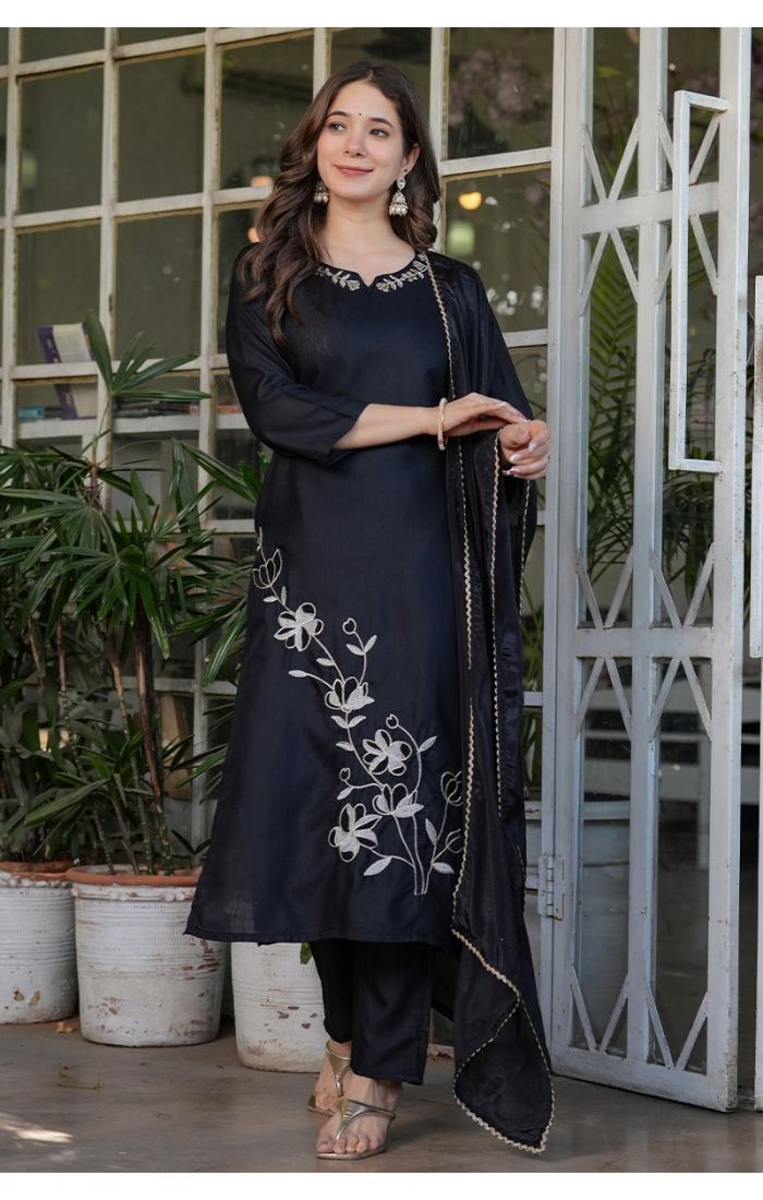 Black embroidered kurta pant set with scalloped dupatta, festive ethnic wear for weddings and parties.