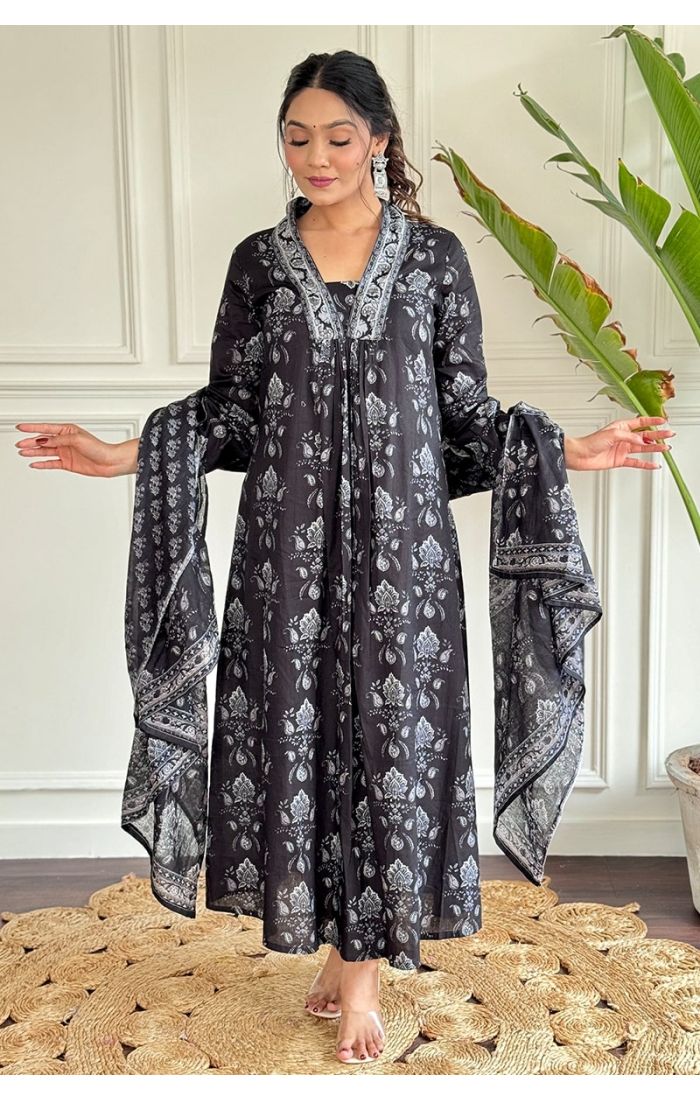 Elegant Black Printed Kurta Pant Set for Women – Wedding & Festive Wear