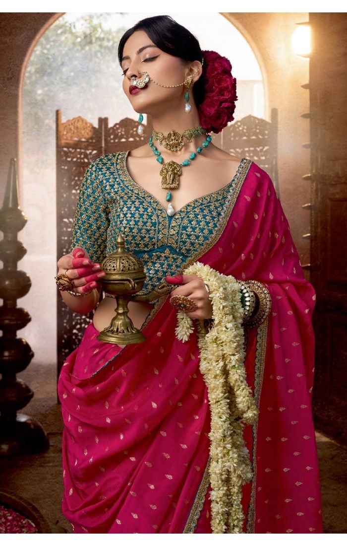 Matching silk blouse with weaving print in pink