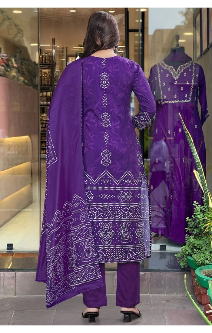 Elegant Purple Bandhani Kurta Pant Set with Embellished Dupatta – Ideal for Weddings & Festive Wear in USA, Canada, UK, Germany, Norway & Europe.