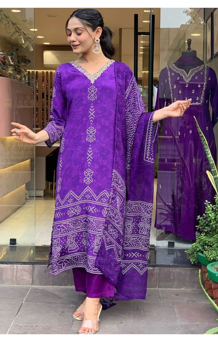 Elegant Purple Bandhani Kurta Pant Set with Embellished Dupatta – Ideal for Weddings & Festive Wear in USA, Canada, UK, Germany, Norway & Europe.