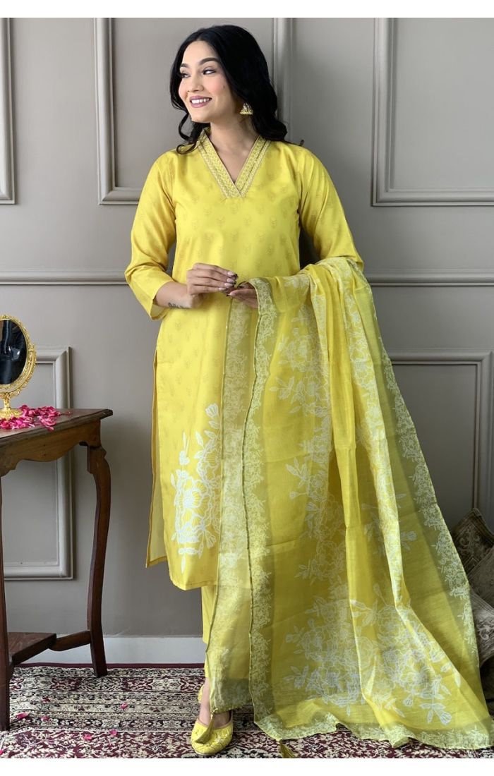 Elegant yellow embroidered kurta set for women with an organza dupatta, ideal for festive and wedding wear in the USA, Canada, UK, Australia, and Europe. Perfect outfit for Haldi, Diwali, and special occasions.